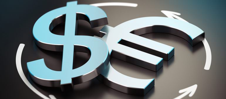 Immagine Euro Dollaro: il 2018 Secondo gli Analisti Immagine Euro Dollaro: il 2018 Secondo gli Analisti