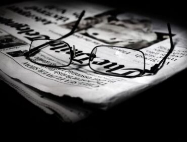 Immagine Leggere le Notizie Finanziarie: una Guida per i Trader