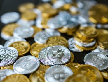 Immagine Cos’è la DeFi: La Finanza Decentralizzata Spiegata in Modo Semplice