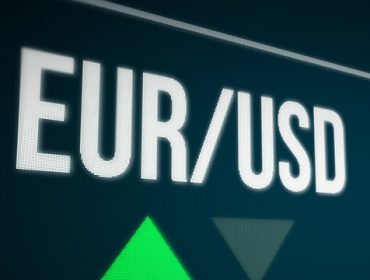 Immagine Politiche Monetarie 2026: La divergenza tra FED e BCE e gli Impatti sul Cambio EUR/USD