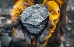 Immagine Transizione Energetica e Metalli Industriali: Prospettive di Crescita per Rame e Litio nel Prossimo Biennio