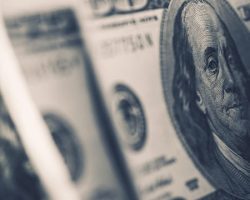 Immagine Fine del Dollaro? Strategie per il Trading nel Mondo Multi-Valutario