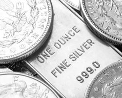Immagine Trading dell’Argento nel 2026: Tra Bene Rifugio e Metallo Industriale