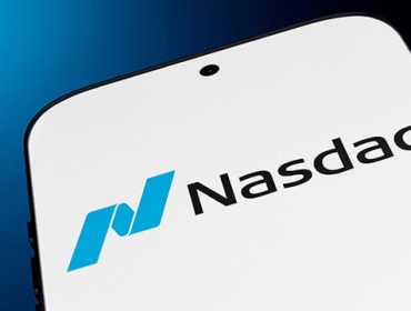 Immagine Trading NQ (Nasdaq Futures): Orari, Volatilità e Strategie Specifiche