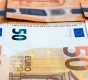 Immagine Cash Drag: la Zavorra Che Frena i Rendimenti in Silenzio